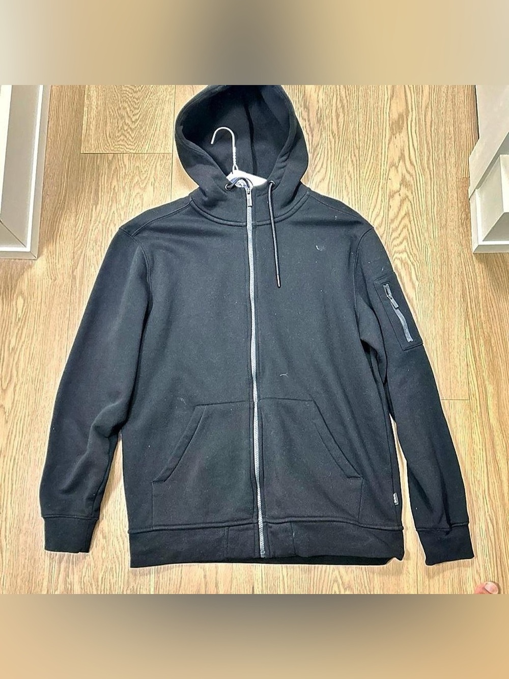Men's Black Full-Zip Hooded Sweatshirt with Sleeve Zip Pocket